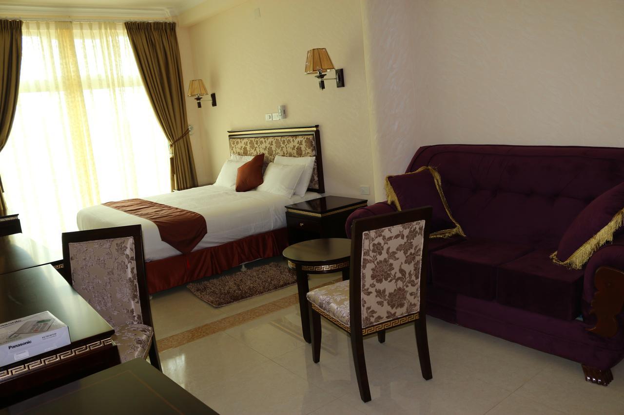 Solyana Hotel Μπαχρ-Νταρ Εξωτερικό φωτογραφία